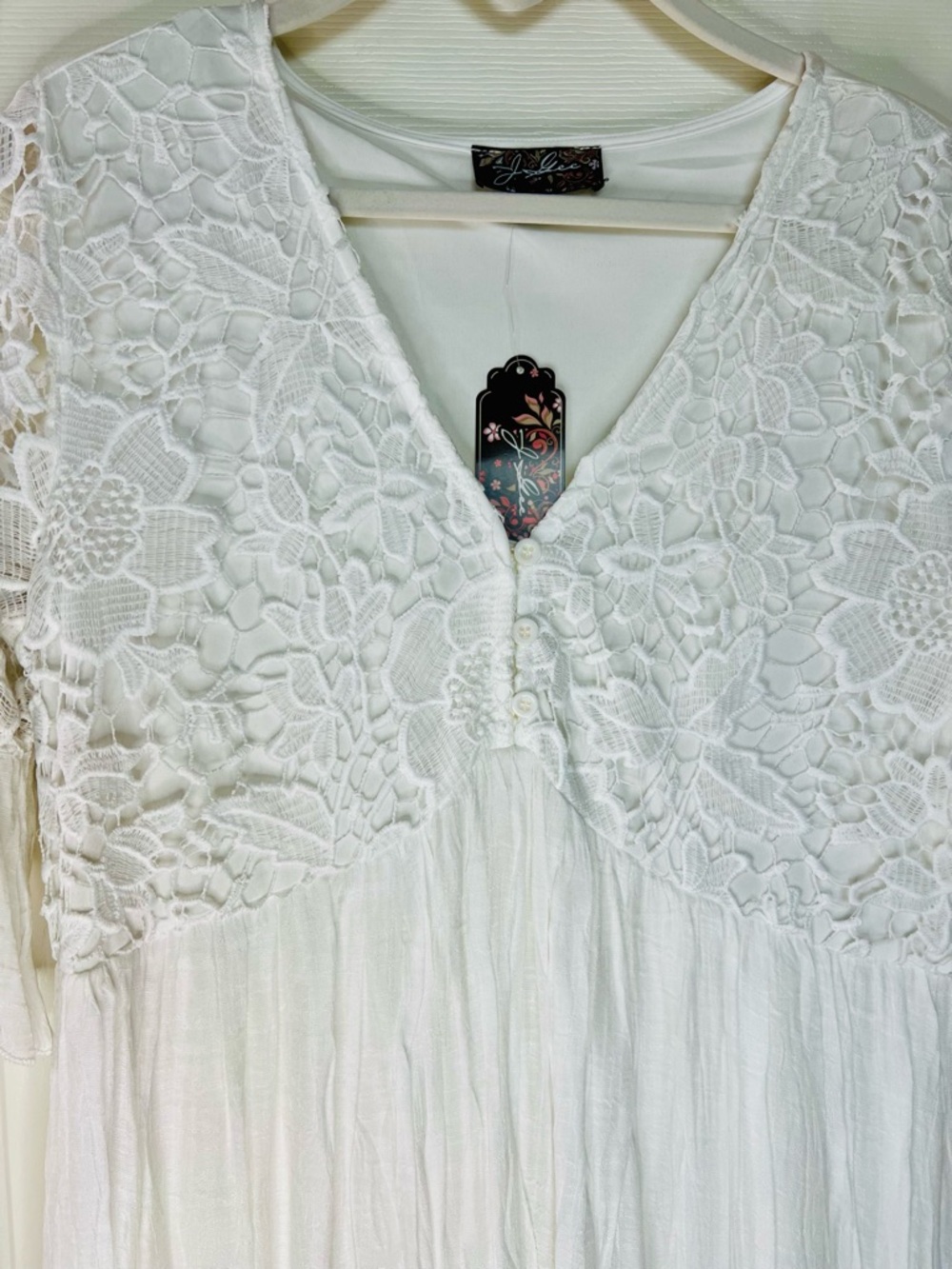 J Gee Elegant White Lace Empire-Waist Boho Maxi Dress Size Medium - Picture 5 of 14